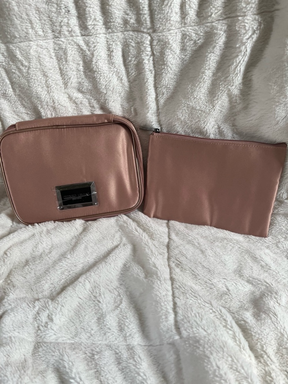 Armani Women's Dusty Rose Gold  Cosmetic Bag And Pouch